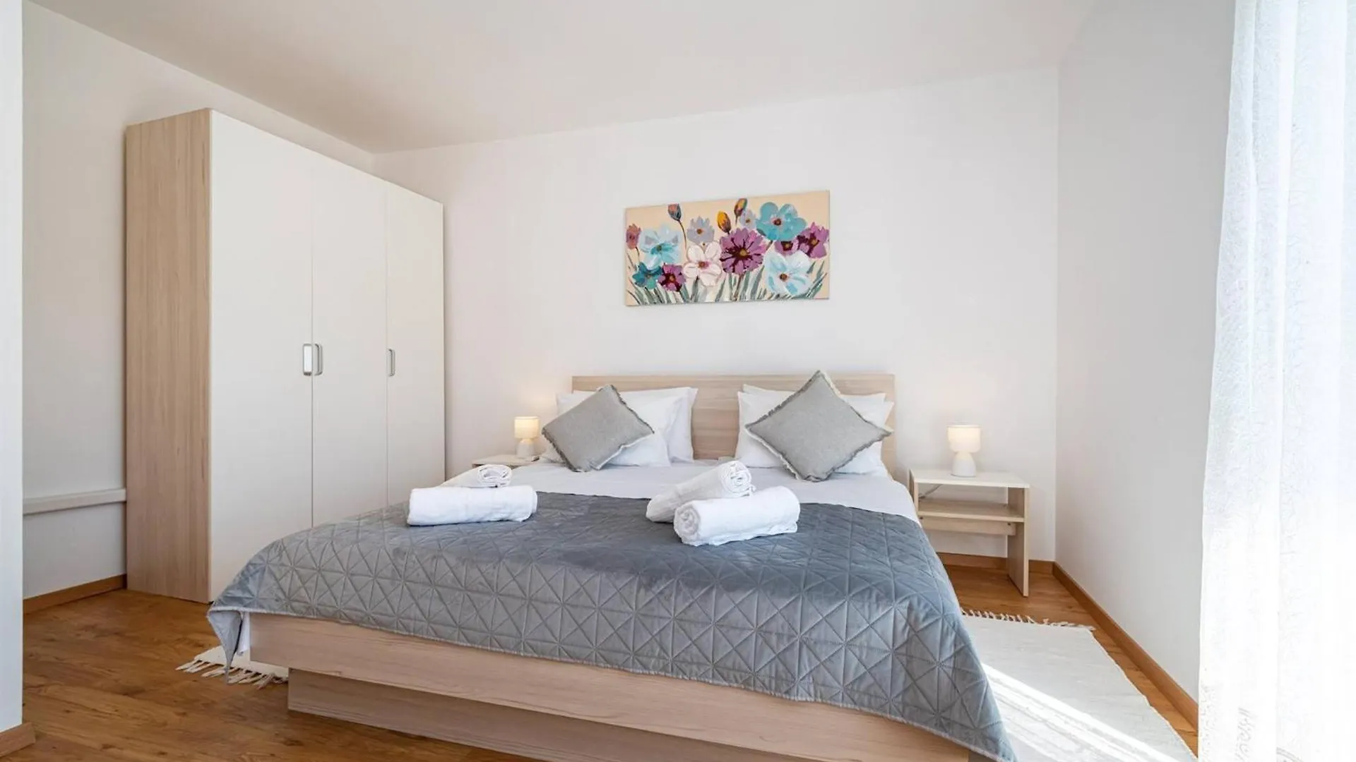 My Dalmatia - Holiday Home Zara With Private Swimming Pool Stankovci
