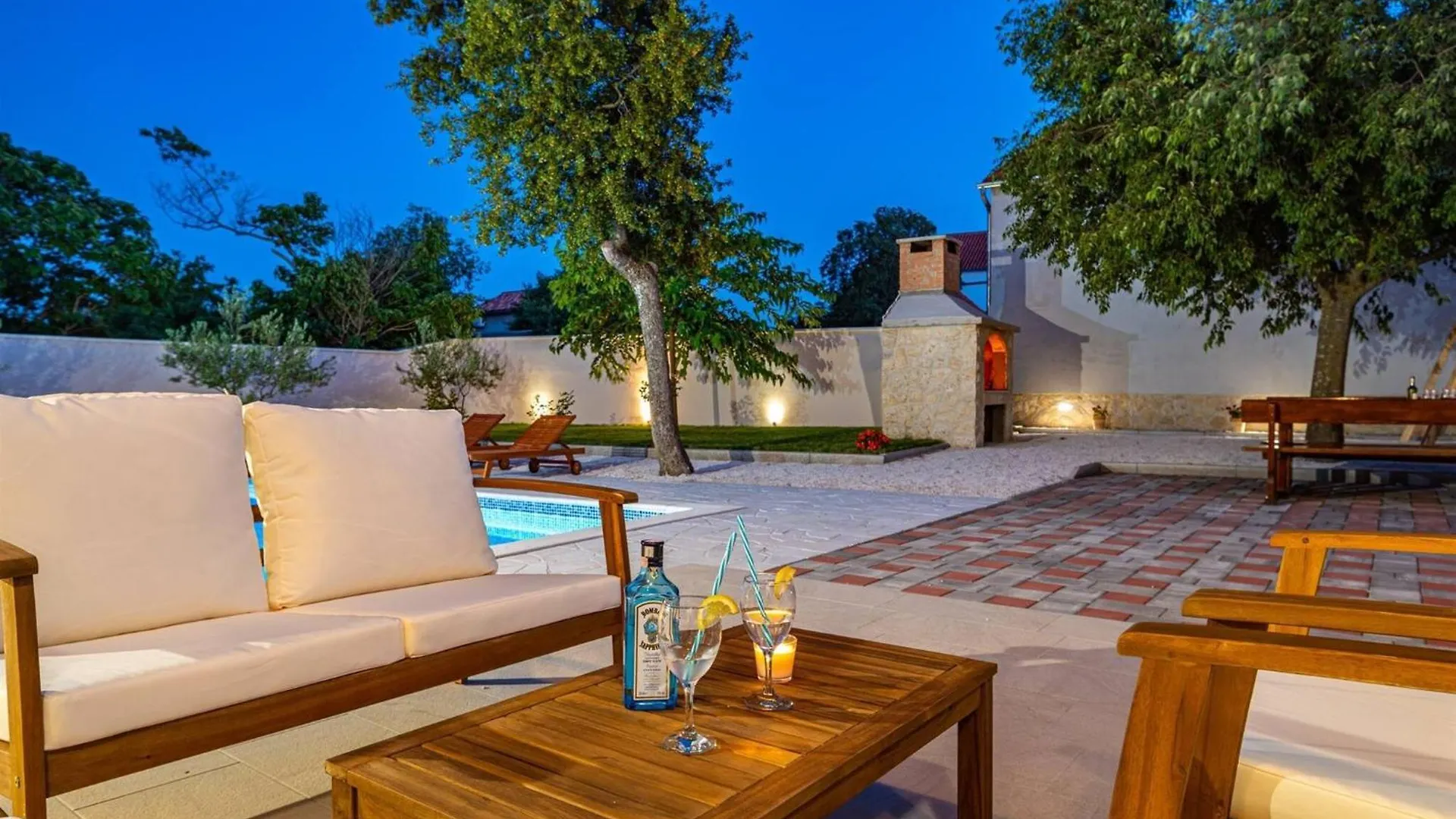 My Dalmatia - Holiday Home Zara With Private Swimming Pool Stankovci