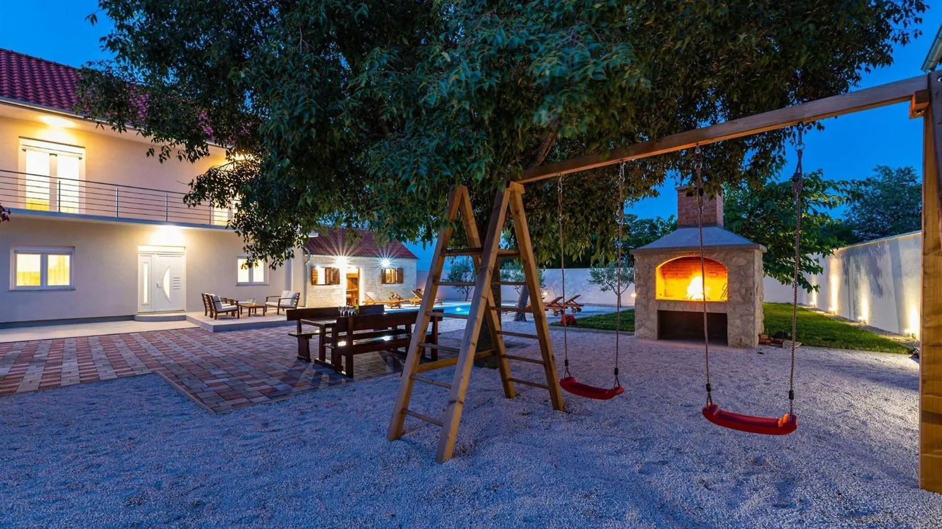 My Dalmatia - Holiday Home Zara With Private Swimming Pool Stankovci